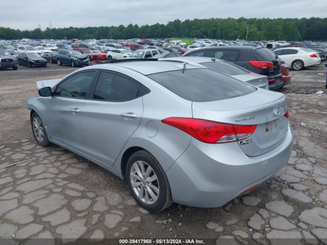 Photo 2 VIN: 5NPDH4AE5BH040656 - HYUNDAI ELANTRA 