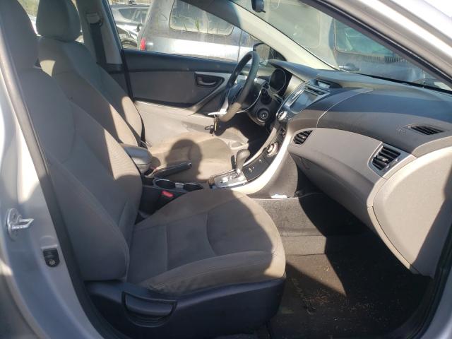 Photo 4 VIN: 5NPDH4AE5BH046327 - HYUNDAI ELANTRA GL 