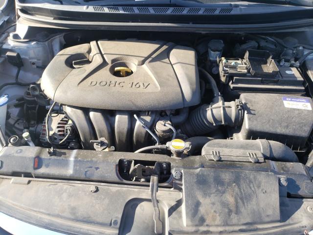 Photo 6 VIN: 5NPDH4AE5BH046327 - HYUNDAI ELANTRA GL 