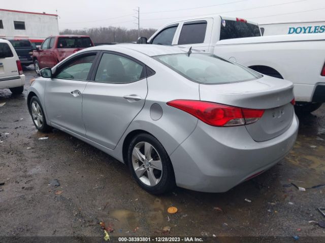 Photo 2 VIN: 5NPDH4AE5CH062755 - HYUNDAI ELANTRA 