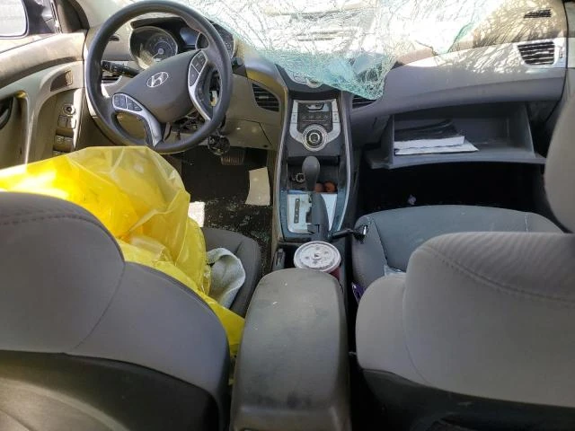 Photo 7 VIN: 5NPDH4AE5CH066062 - HYUNDAI ELANTRA GL 