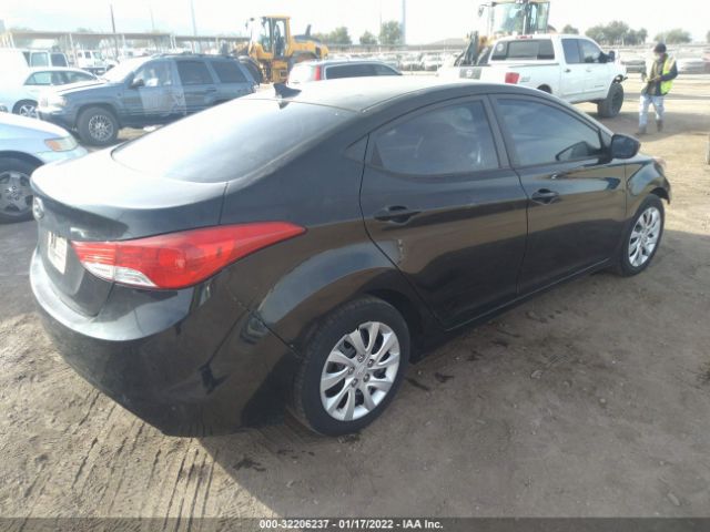 Photo 3 VIN: 5NPDH4AE5CH069706 - HYUNDAI ELANTRA 