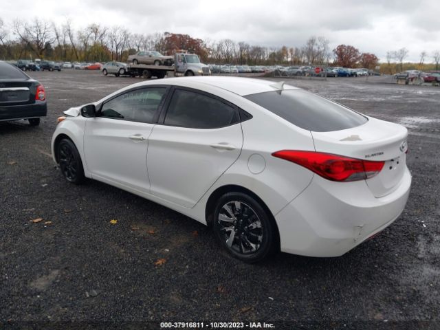 Photo 2 VIN: 5NPDH4AE5CH076882 - HYUNDAI ELANTRA 