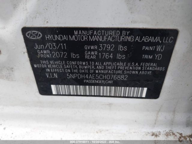 Photo 8 VIN: 5NPDH4AE5CH076882 - HYUNDAI ELANTRA 