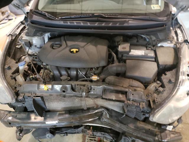 Photo 10 VIN: 5NPDH4AE5CH080351 - HYUNDAI ELANTRA GL 