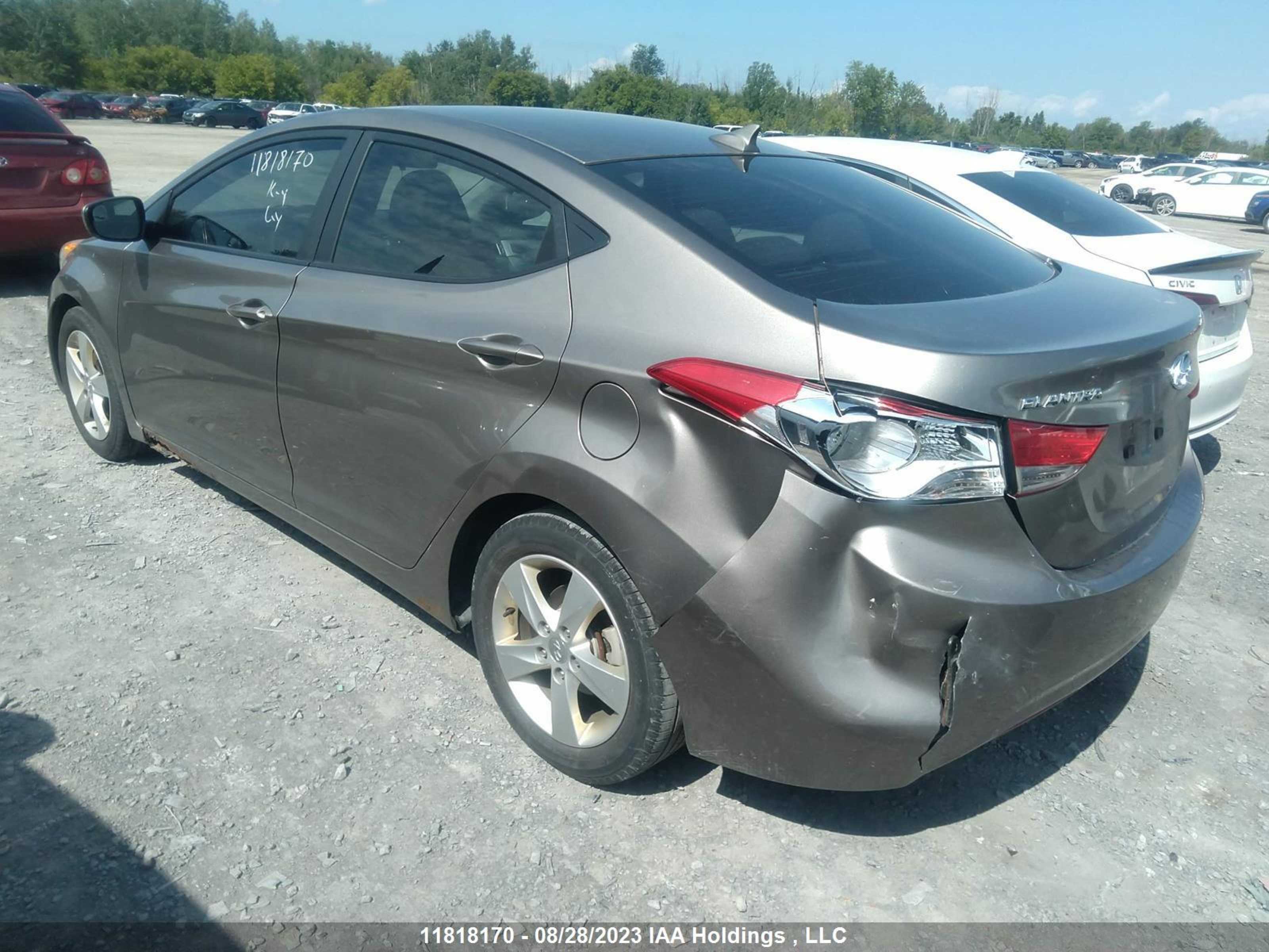 Photo 2 VIN: 5NPDH4AE5CH086165 - HYUNDAI ELANTRA 