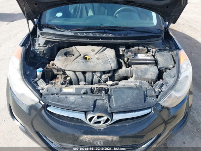 Photo 9 VIN: 5NPDH4AE5CH102509 - HYUNDAI ELANTRA 