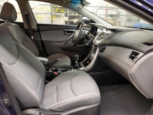 Photo 4 VIN: 5NPDH4AE5CH120136 - HYUNDAI ELANTRA GL 