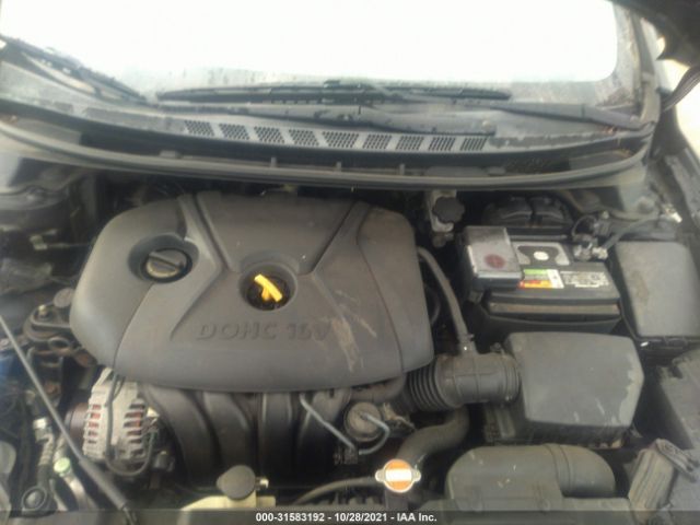 Photo 9 VIN: 5NPDH4AE5CH123747 - HYUNDAI ELANTRA 