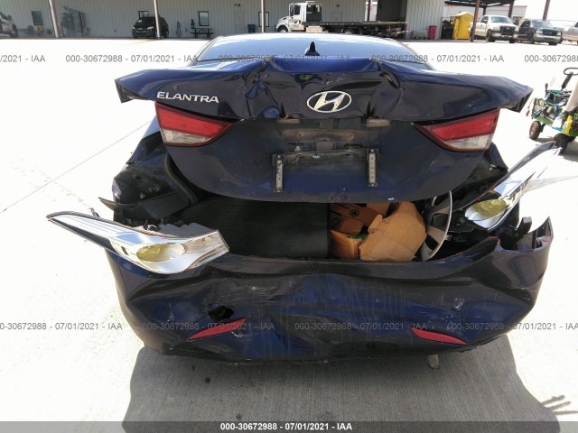 Photo 5 VIN: 5NPDH4AE5CH125272 - HYUNDAI ELANTRA 