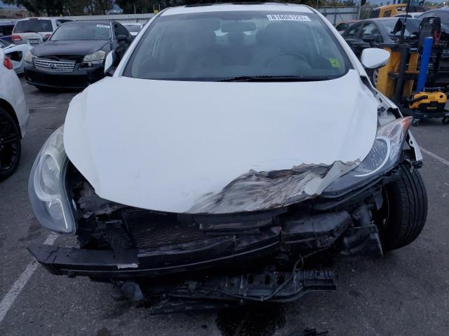 Photo 4 VIN: 5NPDH4AE5CH127720 - HYUNDAI ELANTRA 