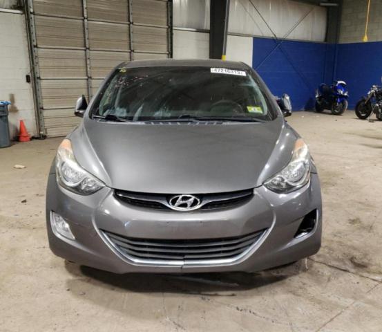 Photo 4 VIN: 5NPDH4AE5CH136840 - HYUNDAI ELANTRA GL 