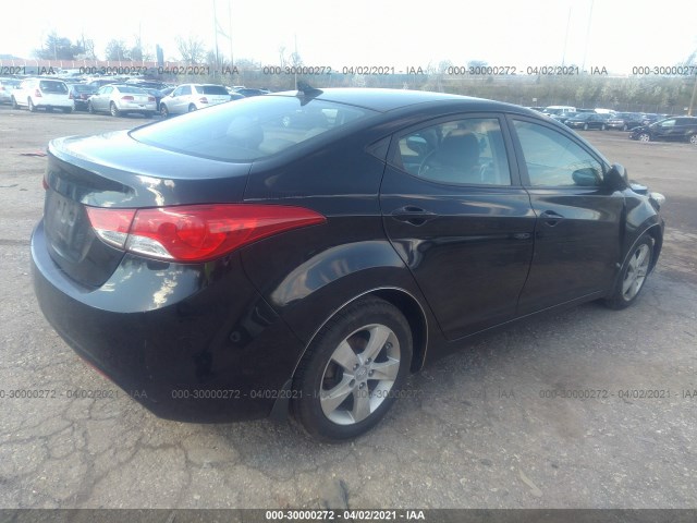 Photo 3 VIN: 5NPDH4AE5CH140032 - HYUNDAI ELANTRA 