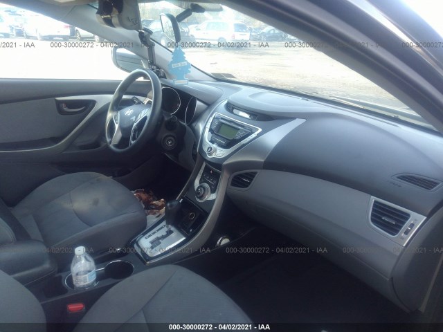 Photo 4 VIN: 5NPDH4AE5CH140032 - HYUNDAI ELANTRA 