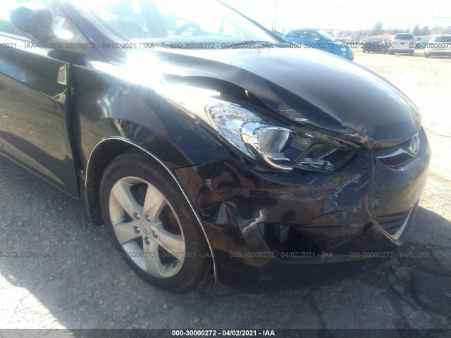 Photo 5 VIN: 5NPDH4AE5CH140032 - HYUNDAI ELANTRA 