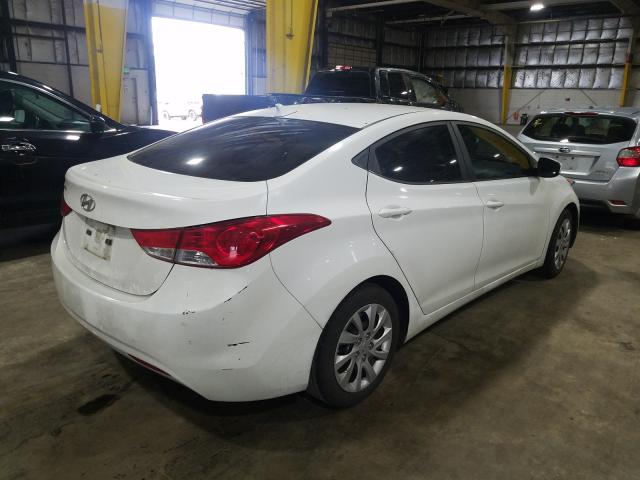 Photo 3 VIN: 5NPDH4AE5CH141777 - HYUNDAI ELANTRA GL 