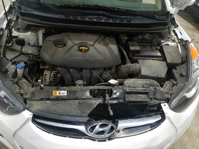 Photo 6 VIN: 5NPDH4AE5CH141777 - HYUNDAI ELANTRA GL 