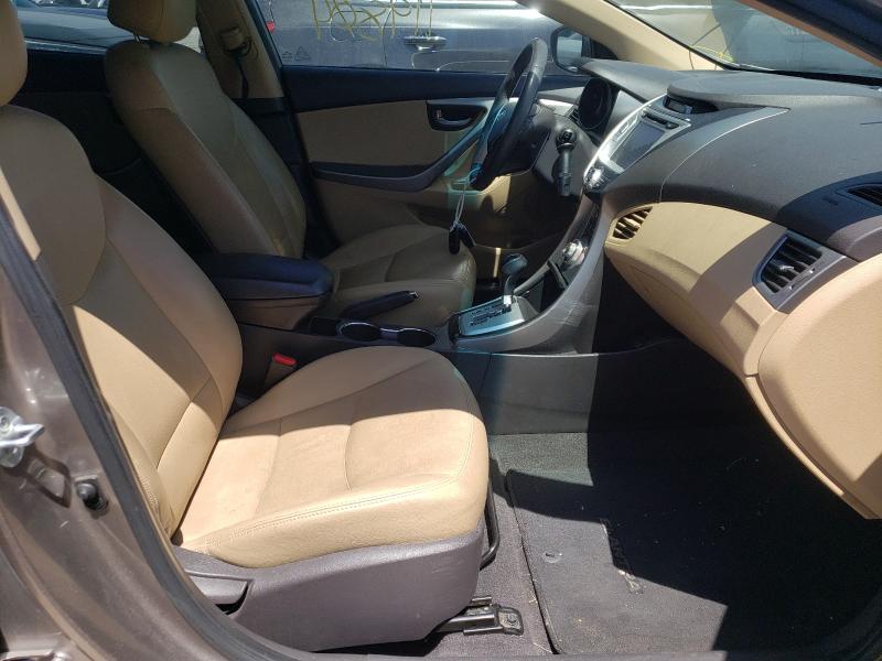 Photo 4 VIN: 5NPDH4AE5CH145344 - HYUNDAI ELANTRA GL 