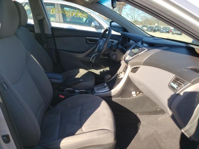 Photo 4 VIN: 5NPDH4AE5DH157091 - HYUNDAI ELANTRA GL 