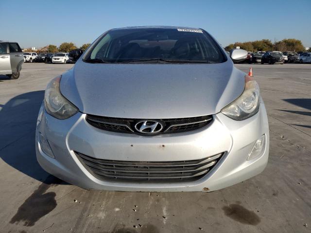 Photo 4 VIN: 5NPDH4AE5DH158595 - HYUNDAI ELANTRA GL 