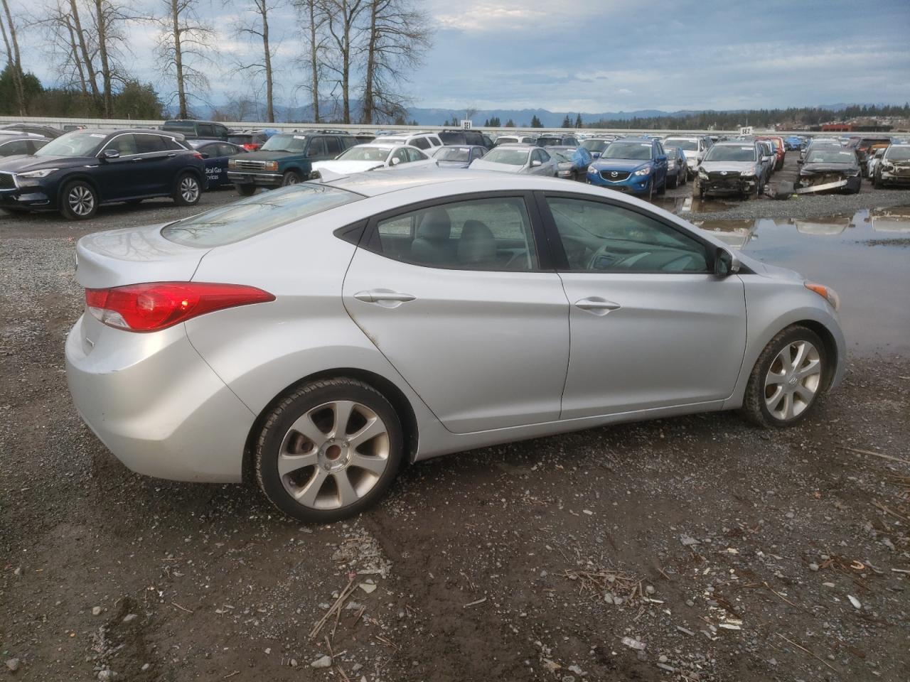 Photo 2 VIN: 5NPDH4AE5DH168768 - HYUNDAI ELANTRA 