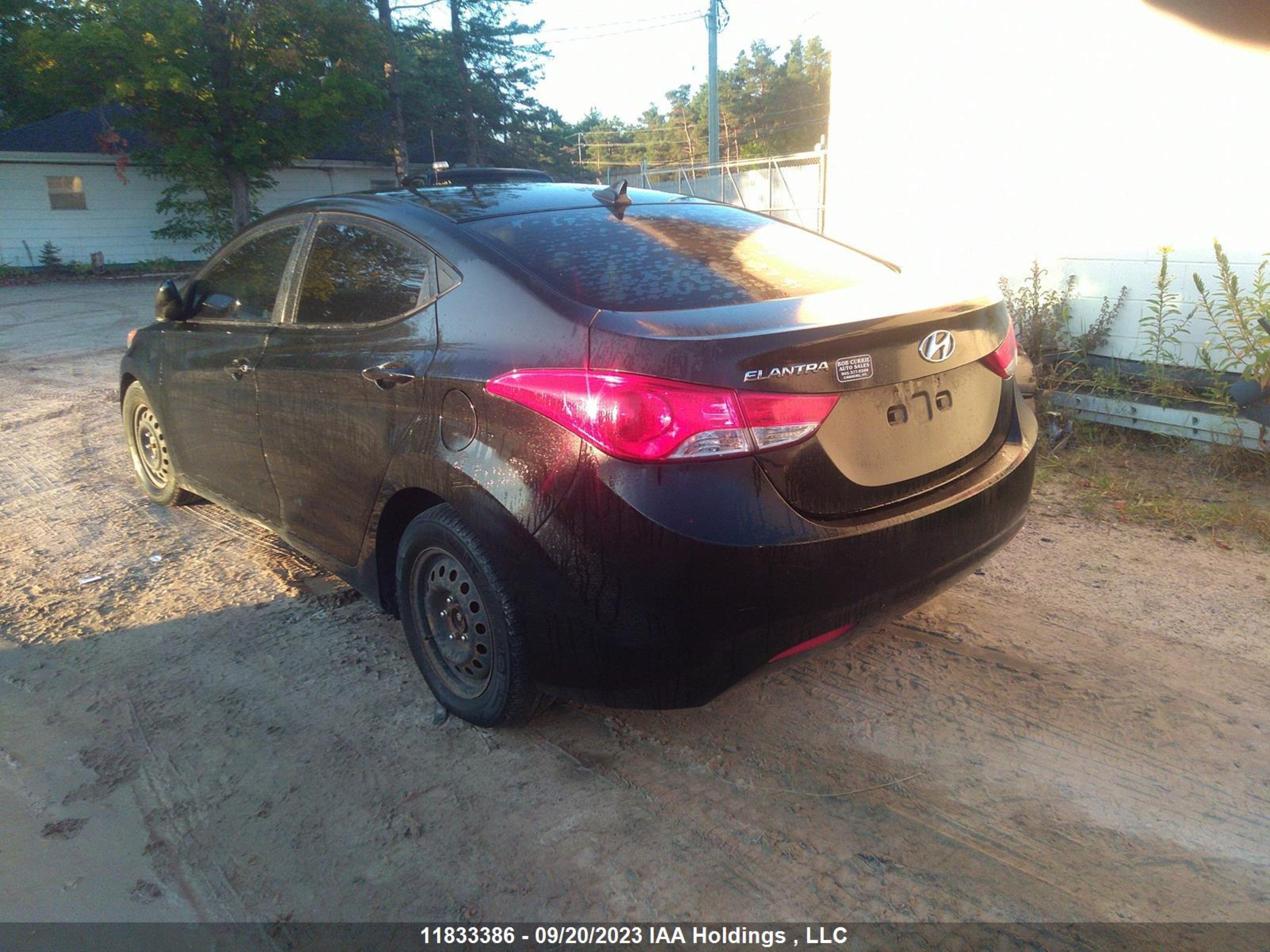 Photo 2 VIN: 5NPDH4AE5DH188051 - HYUNDAI ELANTRA 