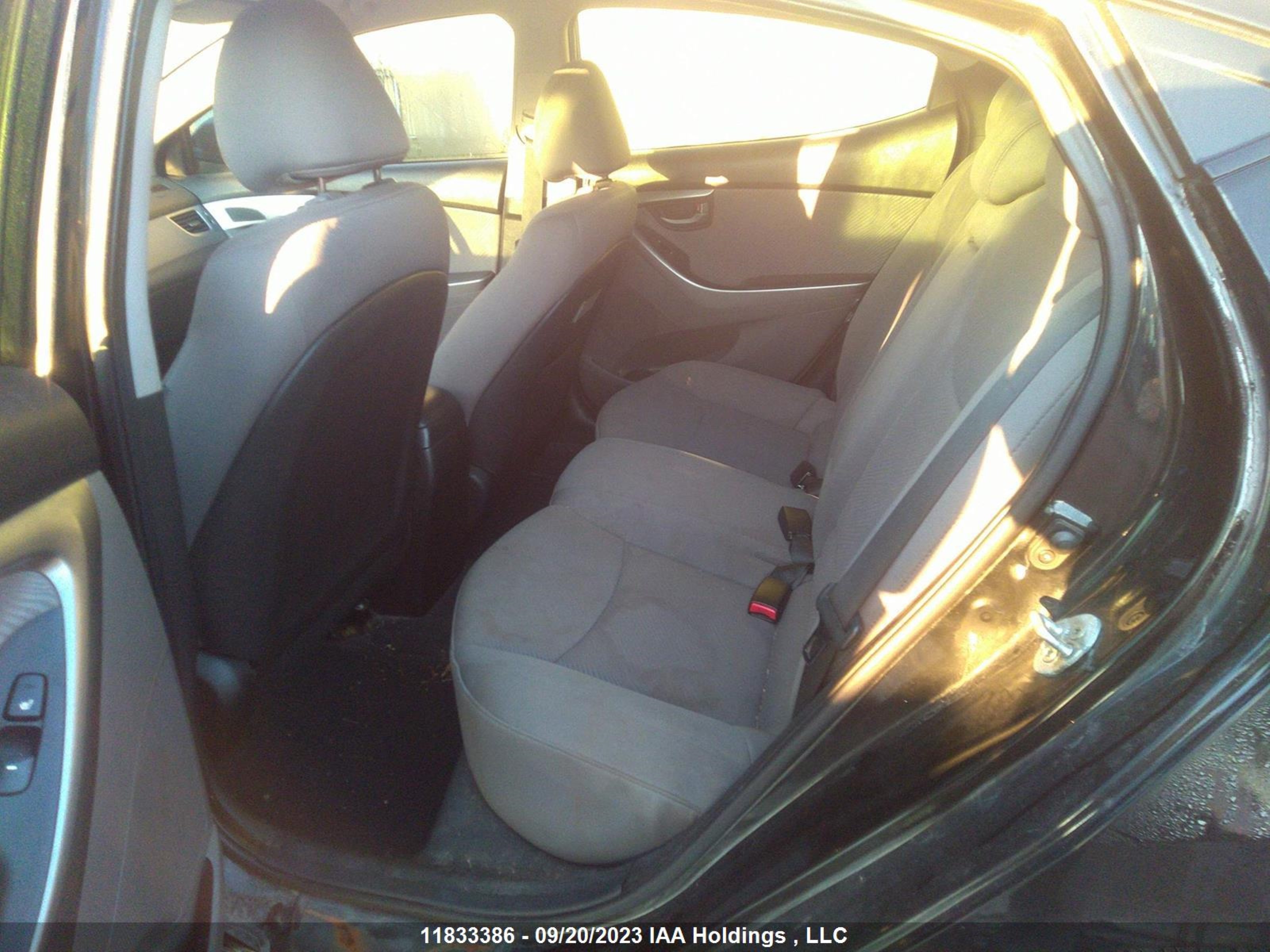 Photo 7 VIN: 5NPDH4AE5DH188051 - HYUNDAI ELANTRA 