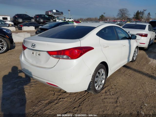 Photo 3 VIN: 5NPDH4AE5DH207617 - HYUNDAI ELANTRA 