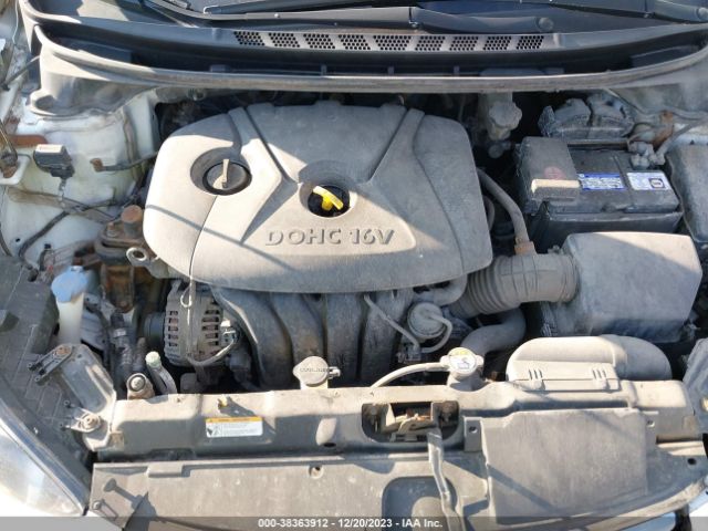 Photo 9 VIN: 5NPDH4AE5DH207617 - HYUNDAI ELANTRA 