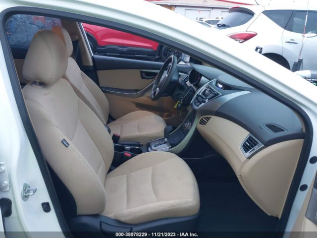 Photo 4 VIN: 5NPDH4AE5DH239354 - HYUNDAI ELANTRA 