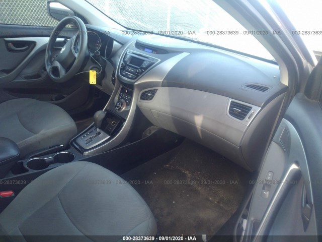 Photo 4 VIN: 5NPDH4AE5DH267199 - HYUNDAI ELANTRA 