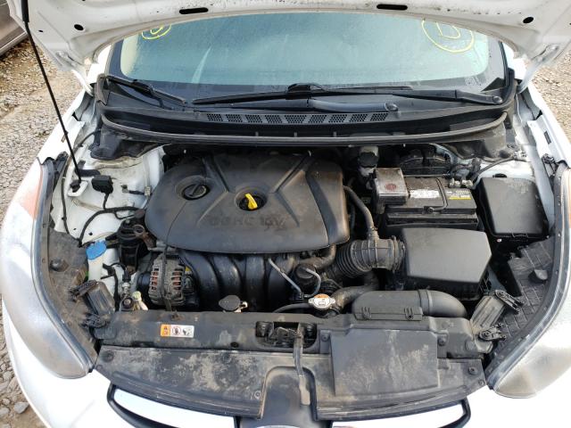 Photo 6 VIN: 5NPDH4AE5DH282253 - HYUNDAI ELANTRA GL 