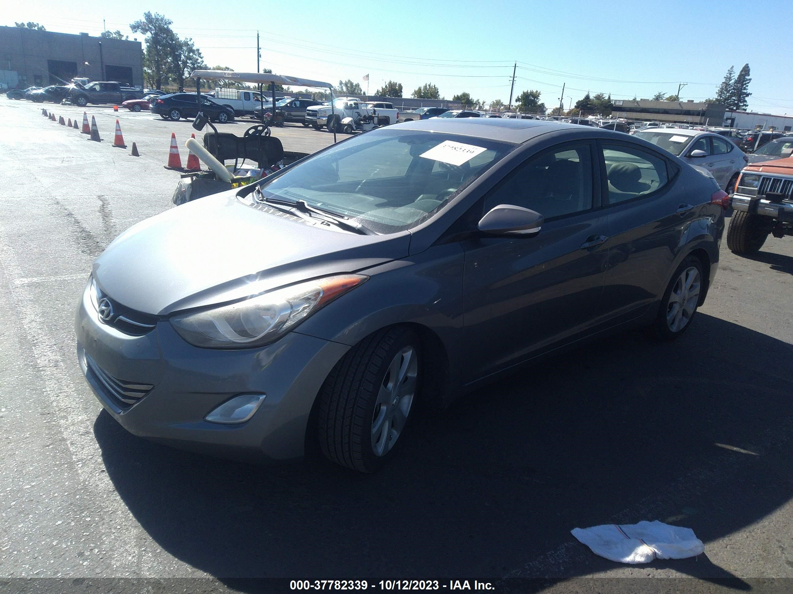 Photo 1 VIN: 5NPDH4AE5DH282415 - HYUNDAI ELANTRA 