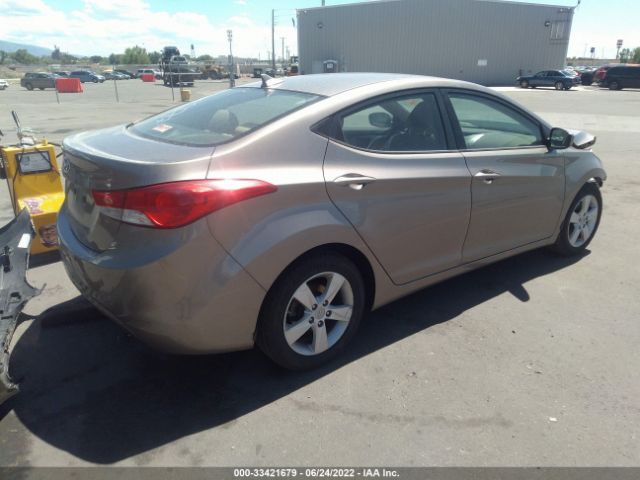 Photo 3 VIN: 5NPDH4AE5DH299277 - HYUNDAI ELANTRA 