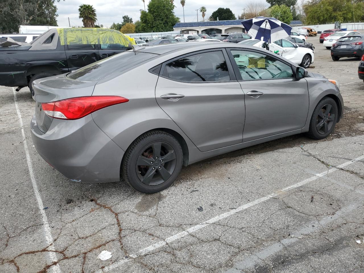 Photo 2 VIN: 5NPDH4AE5DH309435 - HYUNDAI ELANTRA 