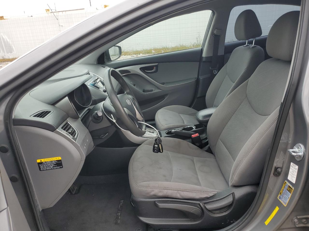 Photo 6 VIN: 5NPDH4AE5DH309435 - HYUNDAI ELANTRA 