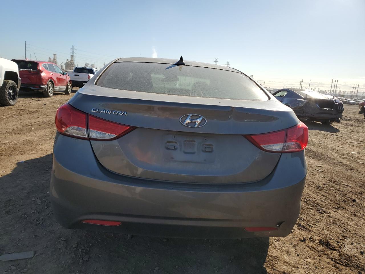 Photo 5 VIN: 5NPDH4AE5DH318622 - HYUNDAI ELANTRA 