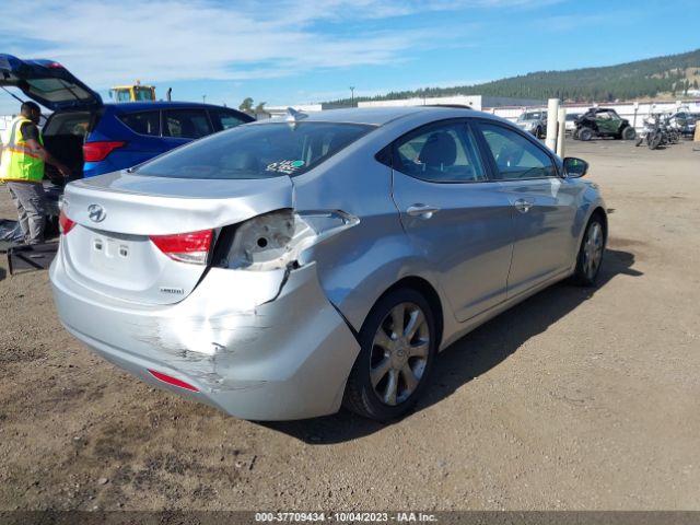 Photo 3 VIN: 5NPDH4AE5DH323335 - HYUNDAI ELANTRA 