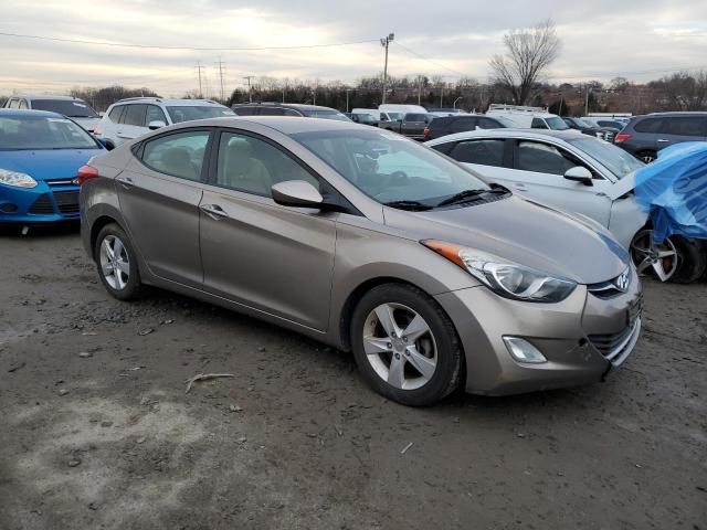 Photo 3 VIN: 5NPDH4AE5DH332505 - HYUNDAI ELANTRA 