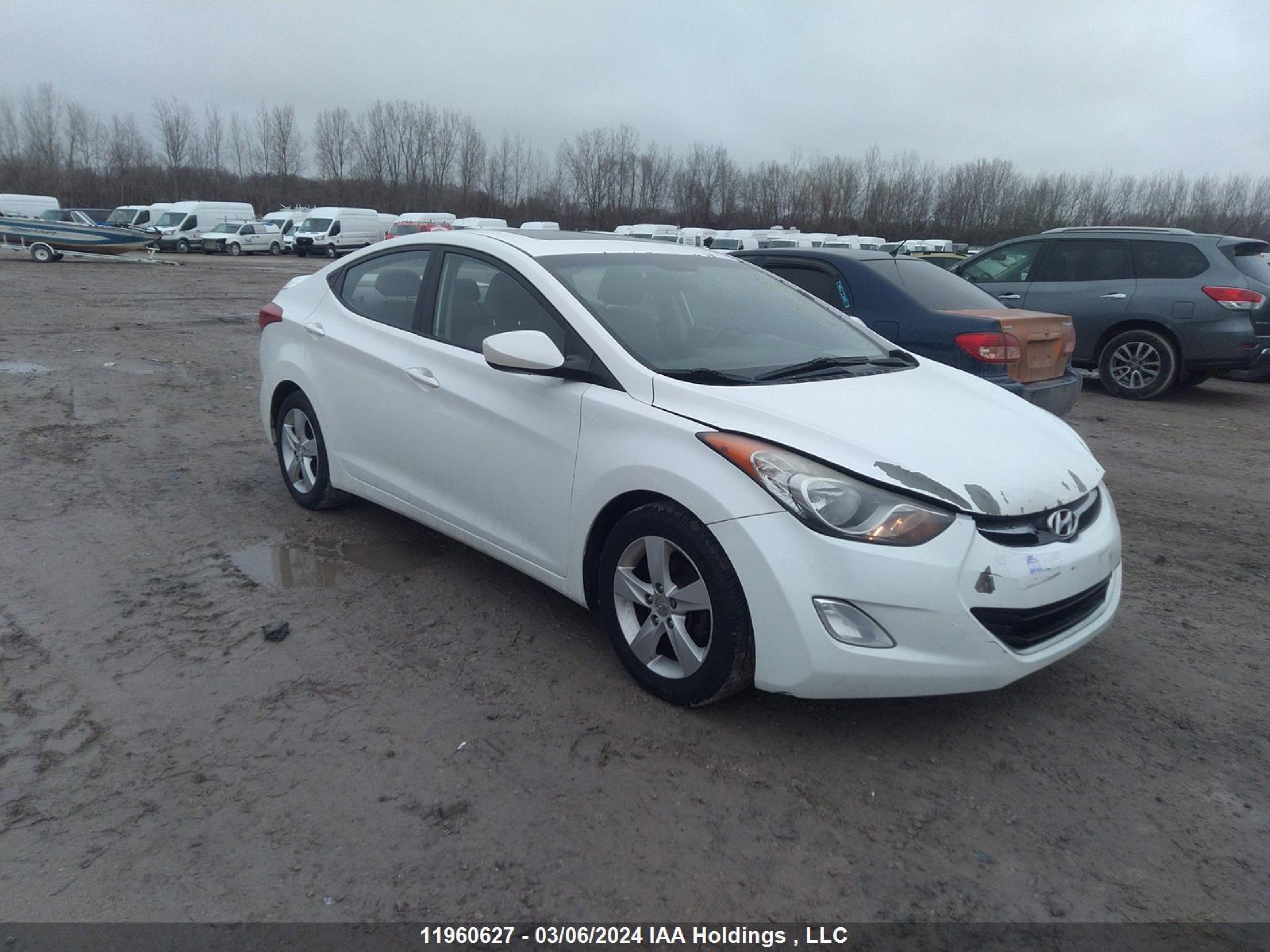 Photo 0 VIN: 5NPDH4AE5DH332682 - HYUNDAI ELANTRA 