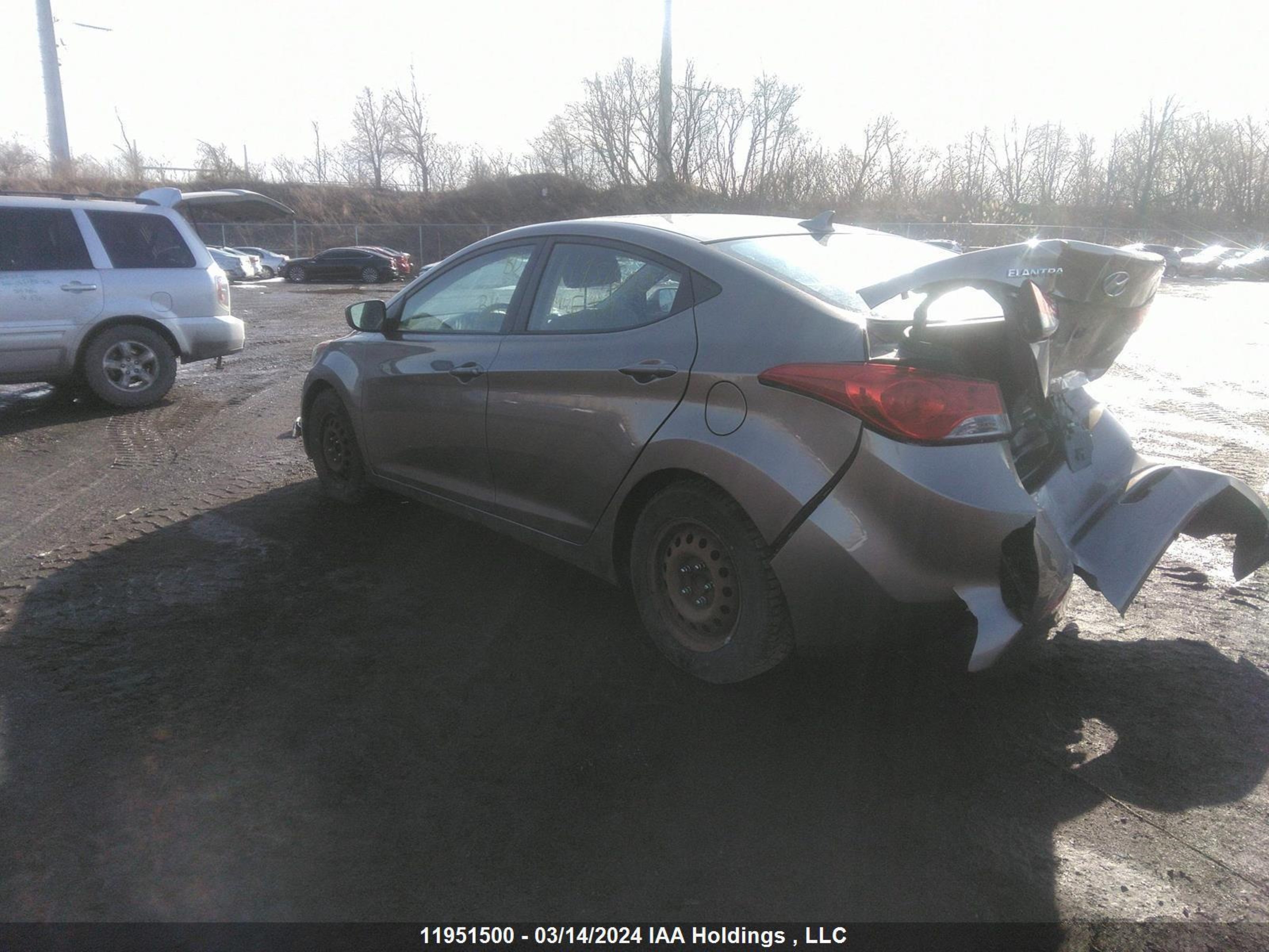 Photo 2 VIN: 5NPDH4AE5DH344122 - HYUNDAI ELANTRA 