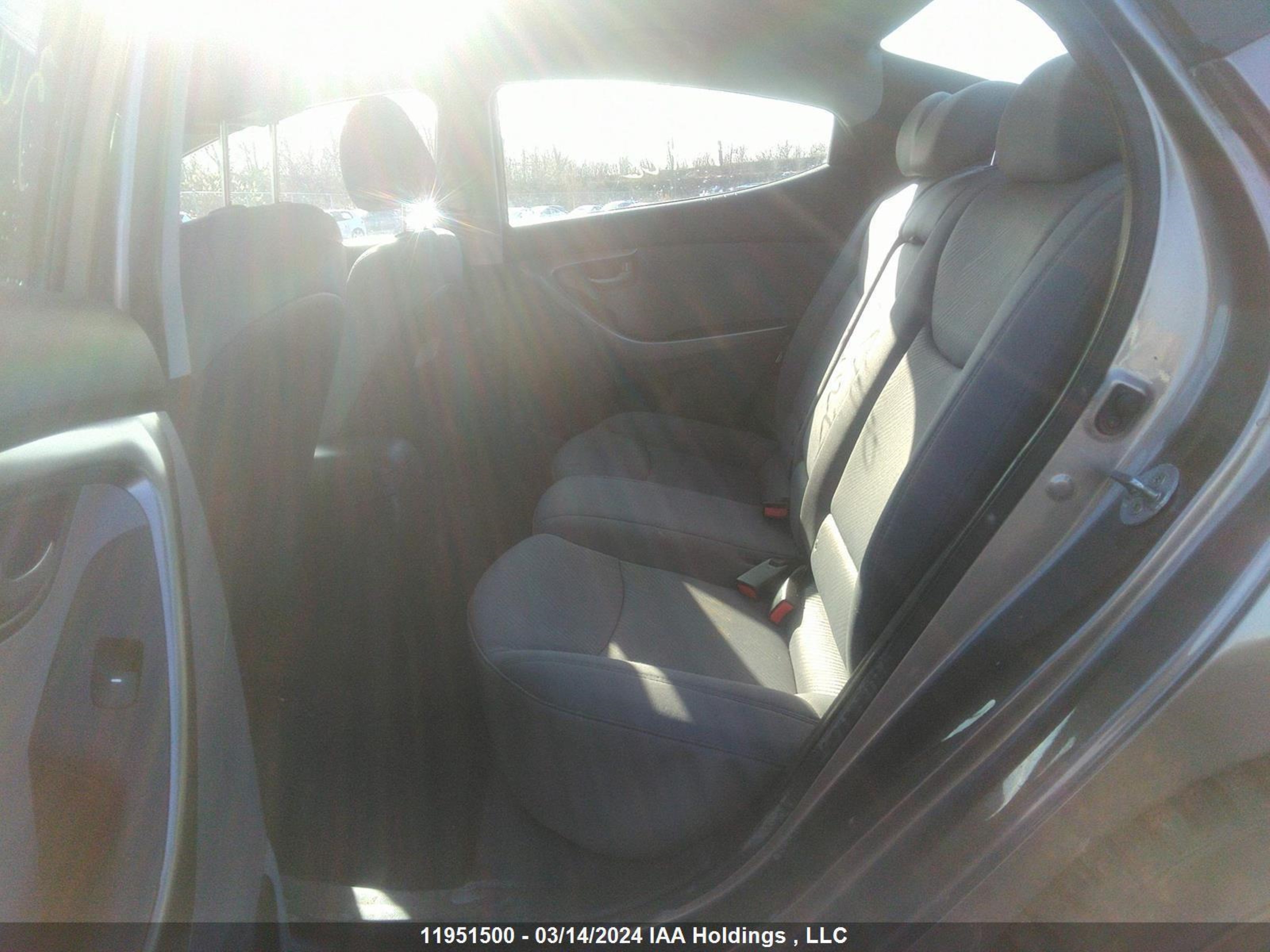 Photo 7 VIN: 5NPDH4AE5DH344122 - HYUNDAI ELANTRA 