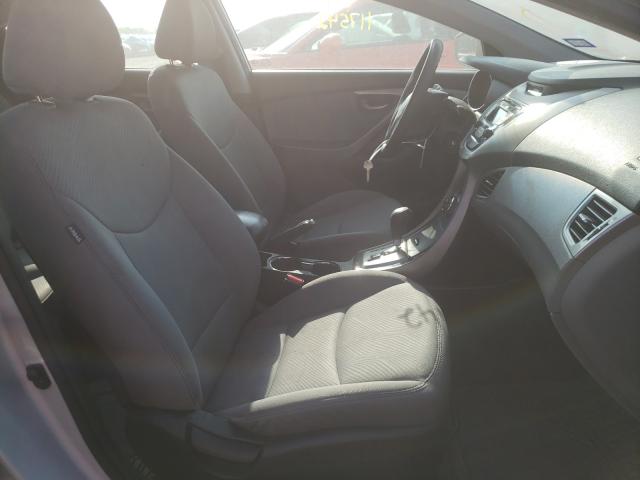 Photo 4 VIN: 5NPDH4AE5DH359008 - HYUNDAI ELANTRA GL 