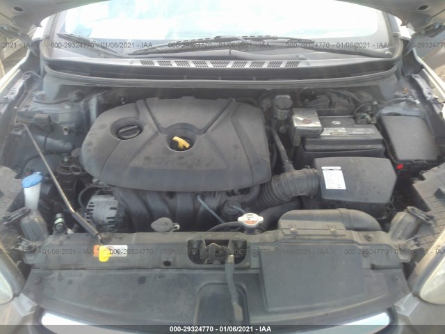 Photo 9 VIN: 5NPDH4AE5DH359106 - HYUNDAI ELANTRA 