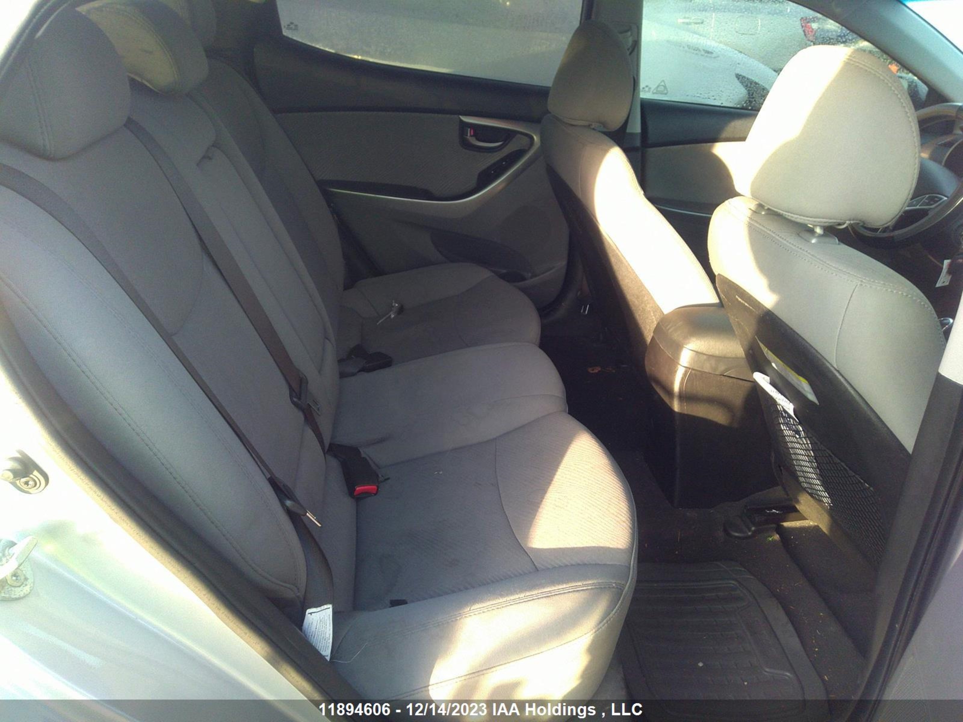 Photo 7 VIN: 5NPDH4AE5DH360630 - HYUNDAI ELANTRA 