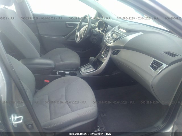 Photo 4 VIN: 5NPDH4AE5DH370090 - HYUNDAI ELANTRA 