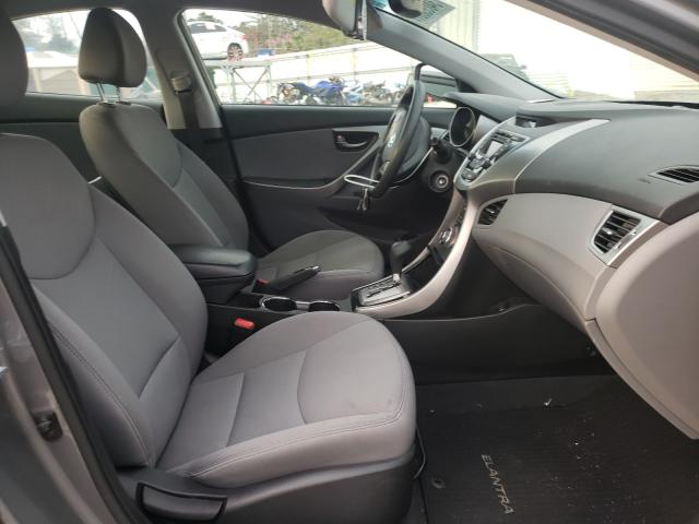 Photo 4 VIN: 5NPDH4AE5DH372034 - HYUNDAI ELANTRA GL 