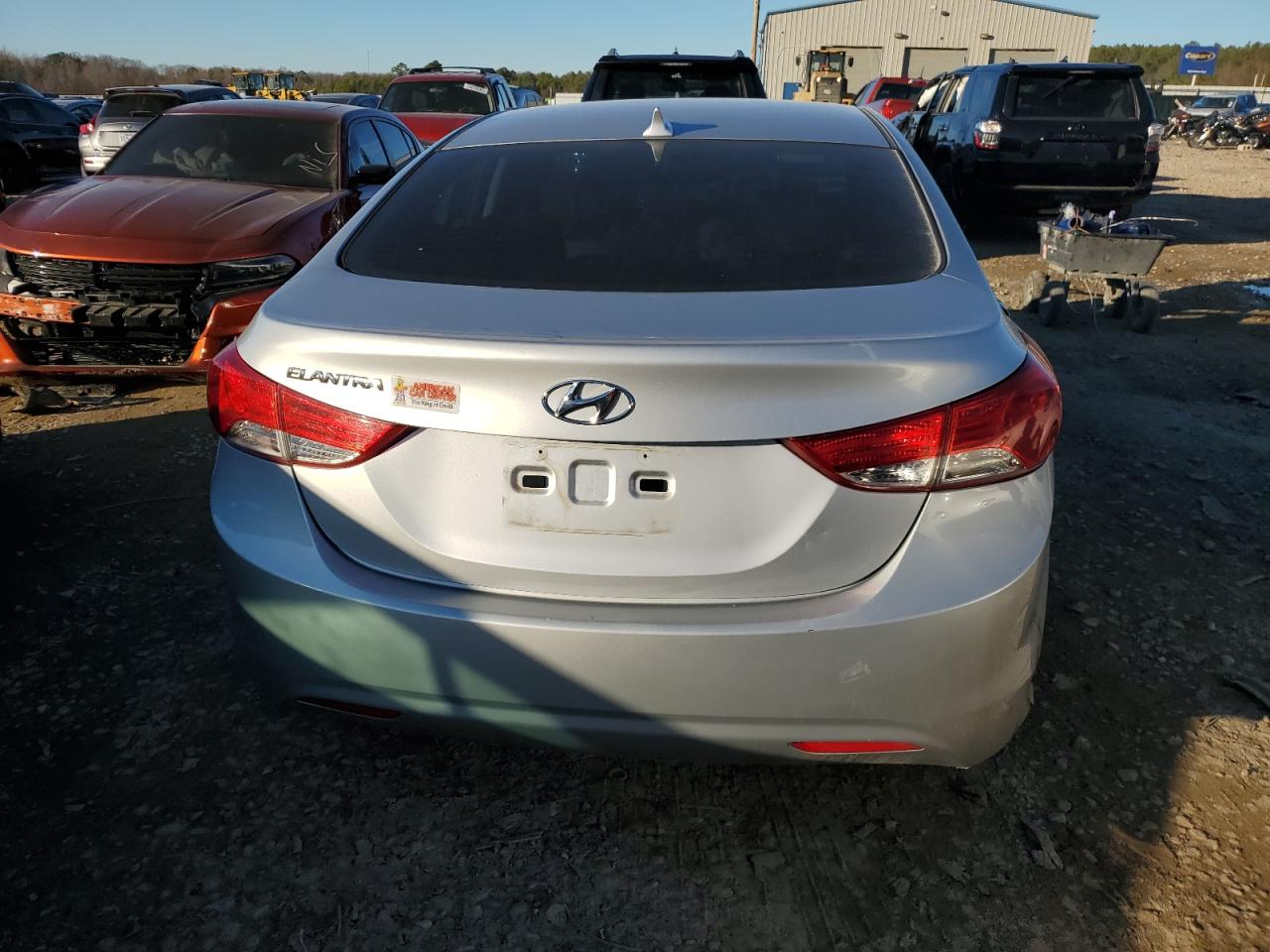 Photo 5 VIN: 5NPDH4AE5DH382689 - HYUNDAI ELANTRA 