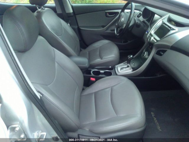 Photo 4 VIN: 5NPDH4AE5DH411365 - HYUNDAI ELANTRA 