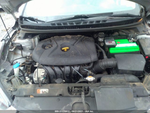 Photo 9 VIN: 5NPDH4AE5DH411365 - HYUNDAI ELANTRA 